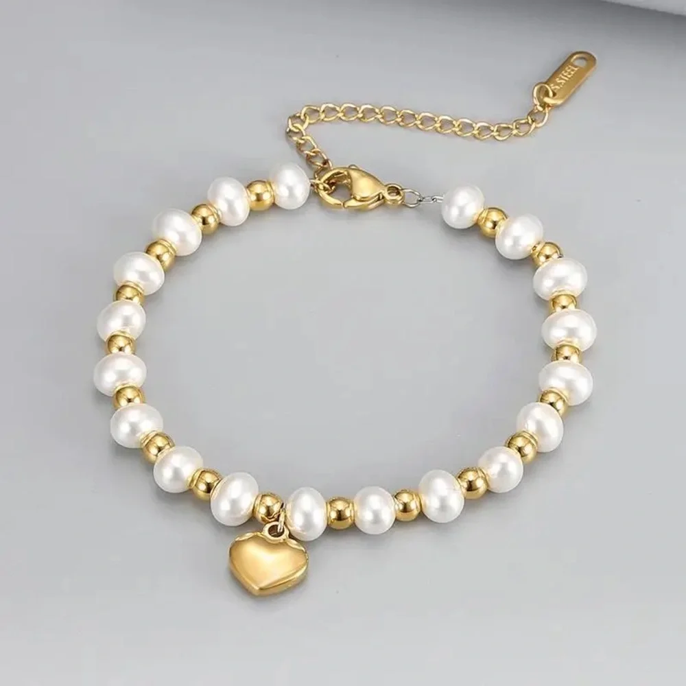 Elegant Gold and Pearl  Stainless Steel Heart Pendant Pearl Beaded Bracelet